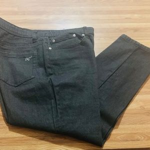 DG2 Crop JEANS